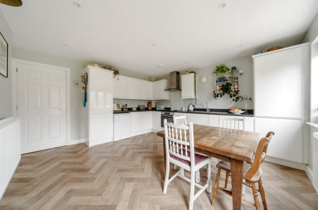 Kitchen/Dining Room