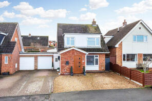 4, Holly Road, Rushden NN10 6AT