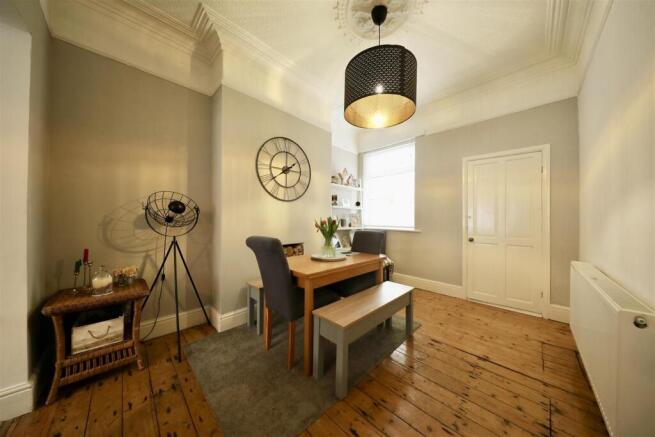 3 bed Terraced for sale Image 10