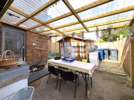 10, Manor Park Crescent, Edgware HA8 7NN