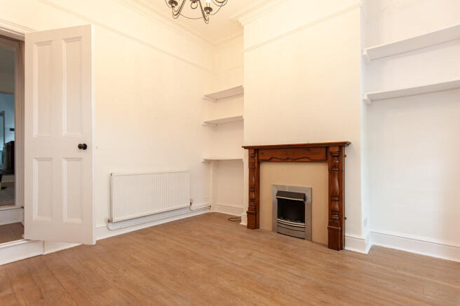 3 bed End of Terrace to rent Image 12