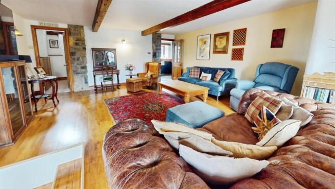 4 bed Detached for sale Image 5