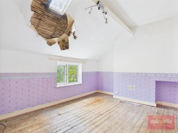 4 bed Terraced for sale Image 11