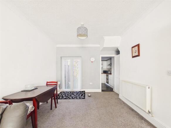 CAM05451G0-PR0146-STILL004.jpg
