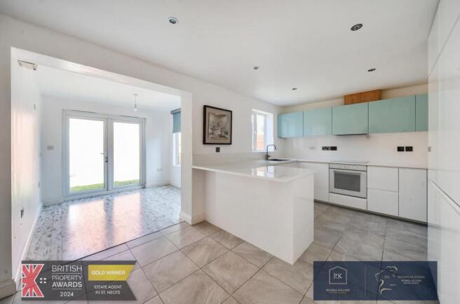 Kitchen/ Family Room.