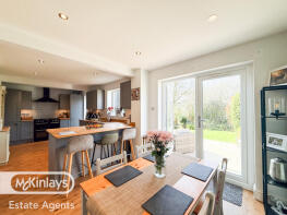 17, Sawyers Leigh, Kingston St Mary, Taunton TA2 8QQ