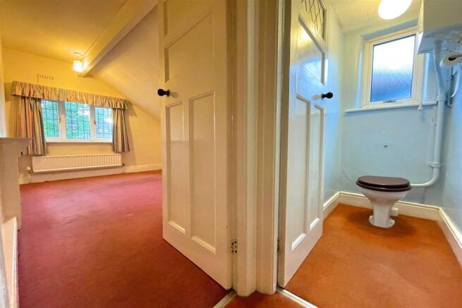 Separate WC