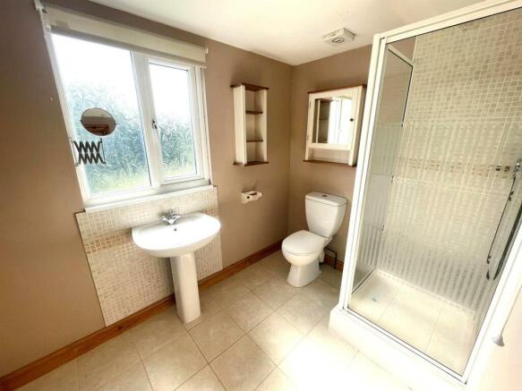 Master En-Suite