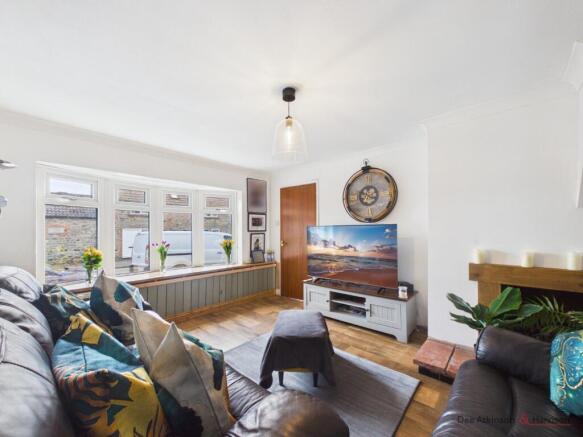 3 bed Detached for sale Image 7