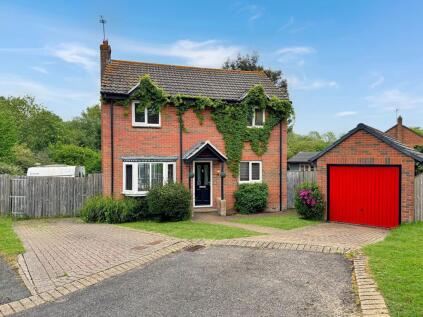 Blackthorn Close, Newport, PO30