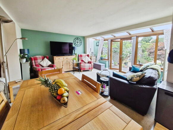 2 bed Terraced Bungalow for sale Image 3