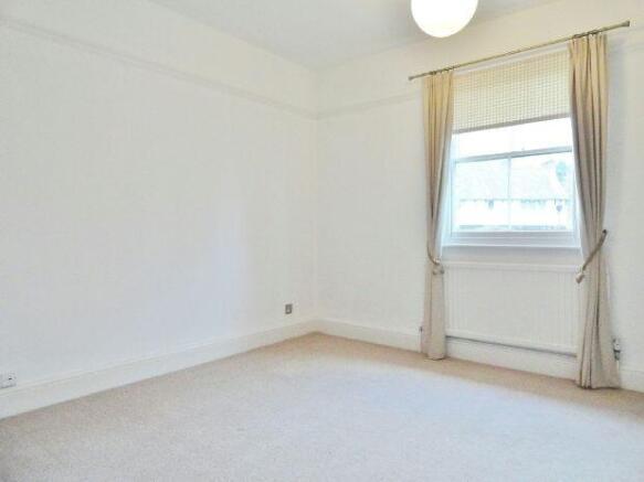    BEDROOM      -   