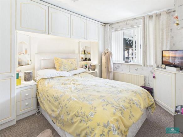 2 bed Bungalow for sale Image 6