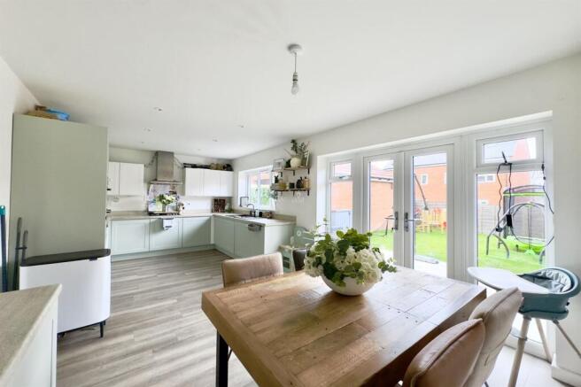 Dining Kitchen