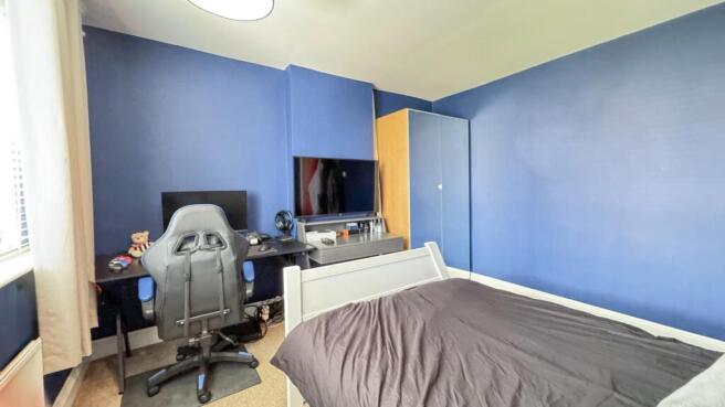 bed1a.jpg