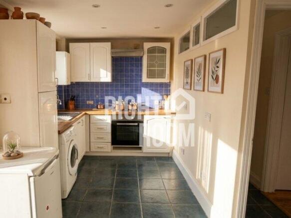 room-2-flat-12-gilbertson-house-e14-8pl-1064323