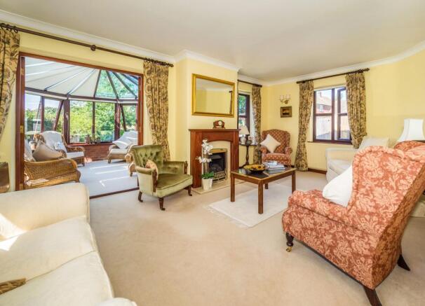 Siiting room into co