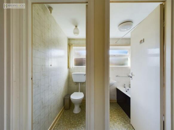 Bathroom & WC.jpg