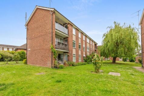 Cressington Place, Bourne End, SL8