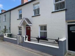 11, Church Street, Llandeilo SA19 6BH