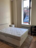82a-82c, Town Centre, Hatfield AL10 0JW