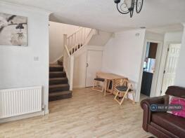 2, St Francis Close, Potters Bar EN6 2RH