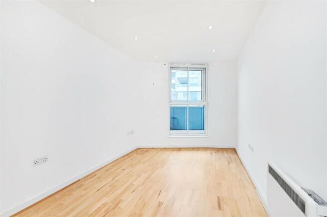 Bedroom, Burnelli Building, Chelsea Bridge Wharf