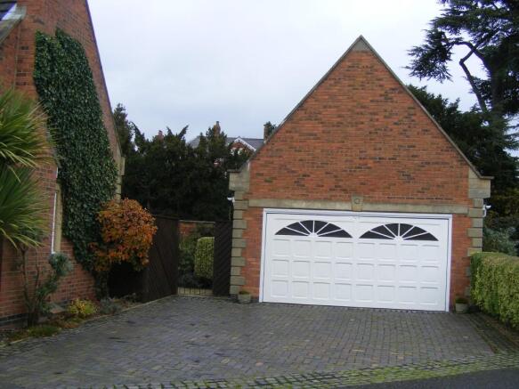 DETACHED GARAGE