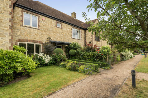 Storrington - Orchard Gardens