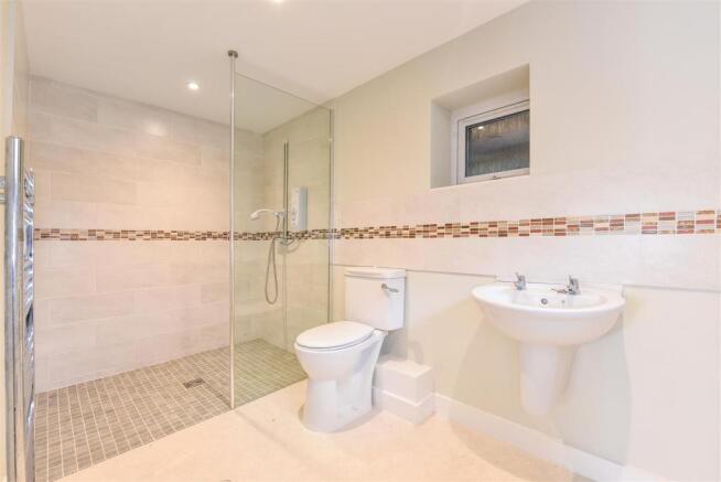 Ground Floor Wet Room