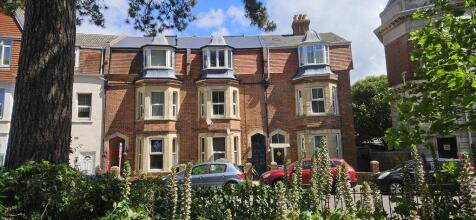 The Crescent, Boscombe