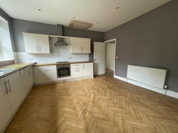 West Way, Cirencester, Gloucestershire, GL7 photo 4