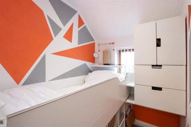 Bed3.jpg