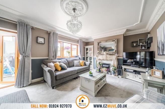 5 bed Detached for sale Image 12