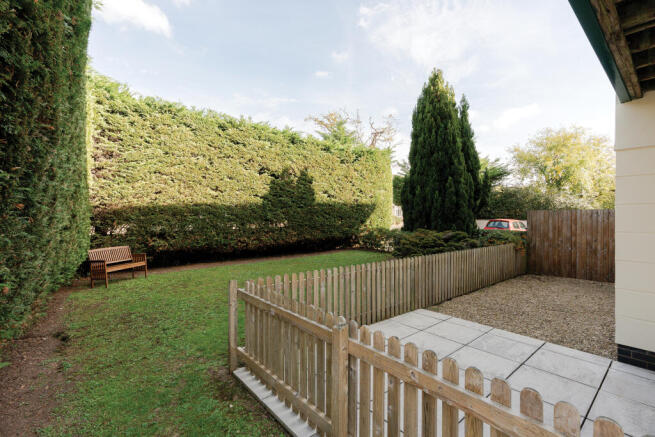 Apartment 2, Madison Court, 50 Salisbury Road, Downend, Bristol, Gloucestershire photo 4