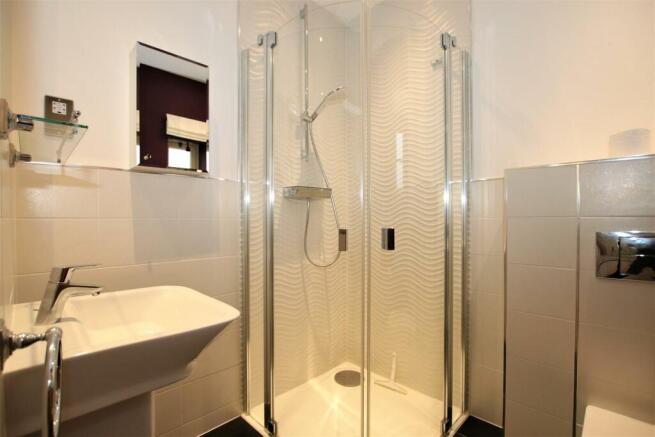 Ensuite to Master