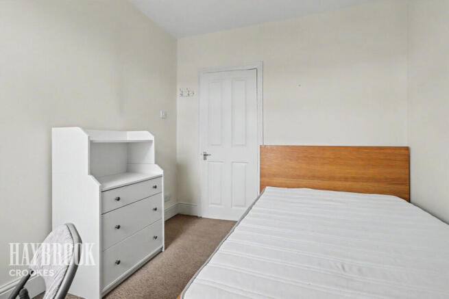 3 bed Terraced for sale Image 6