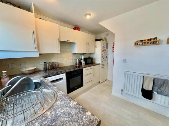 3 bed Detached for sale Image 9