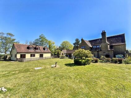 Knoll Hill, Aldington, TN25