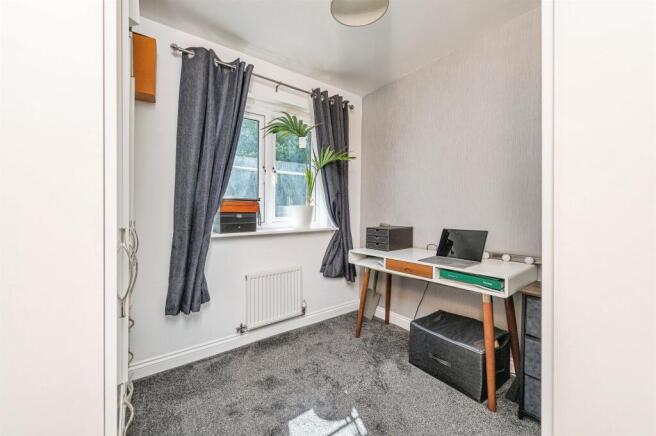 3 bed Terraced for sale Image 8