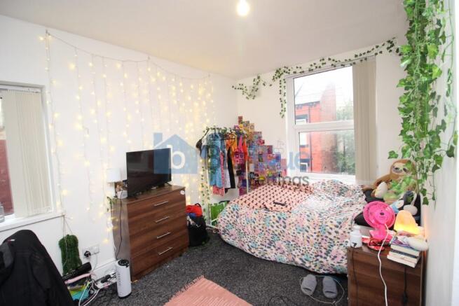 4 bed Terraced to rent Image 9