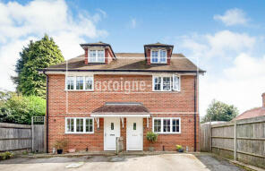 2, Powder Mills Place, Blacksmith Lane, Guildford GU4 8BF