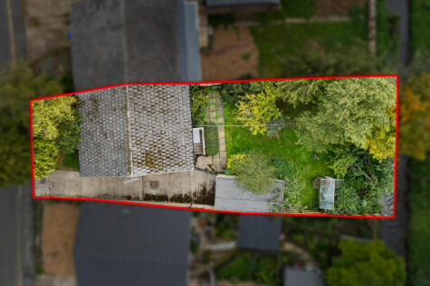 Hillside Crescent, Weldon, NN17