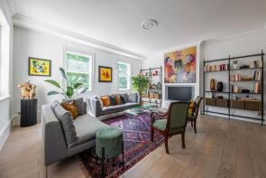 Flat 14, 3 Salisbury House, Drummond Gate, London SW1V 2HJ