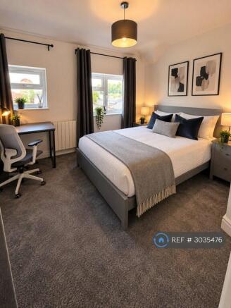2 bed Flat to rent Image 3