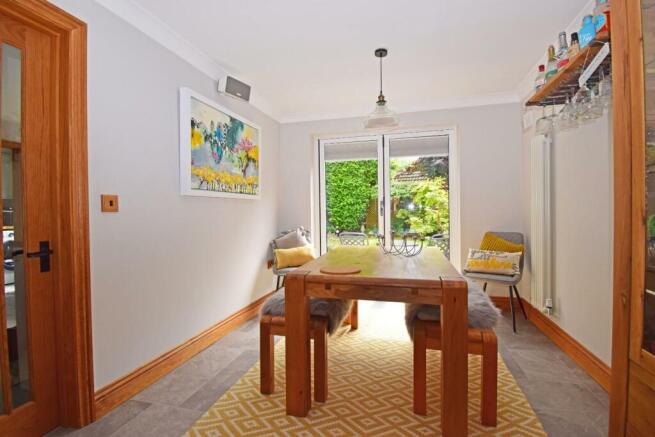 32 Pear Tree Way, dining b.jpg