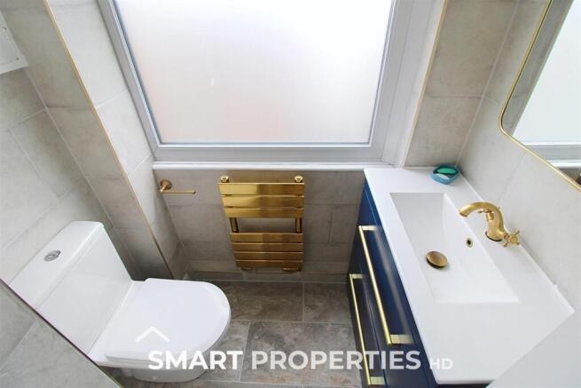 2 bed House to rent Image 9