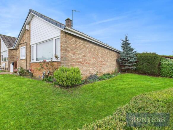 2 bed Detached Bungalow for sale Image 2