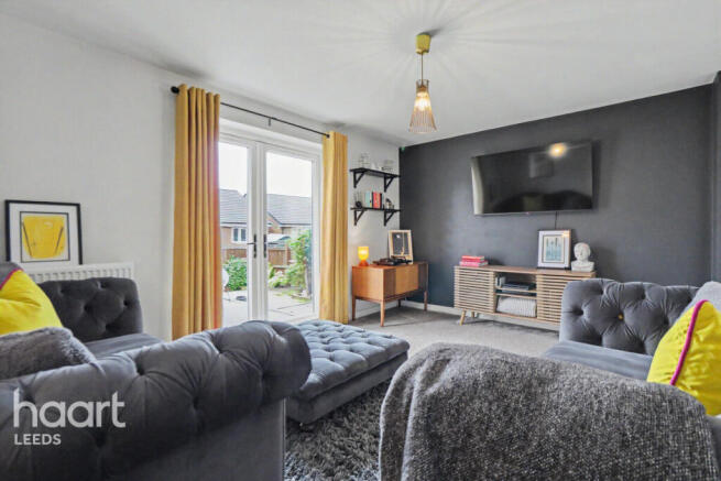 3 bed Semi-Detached for sale Image 8