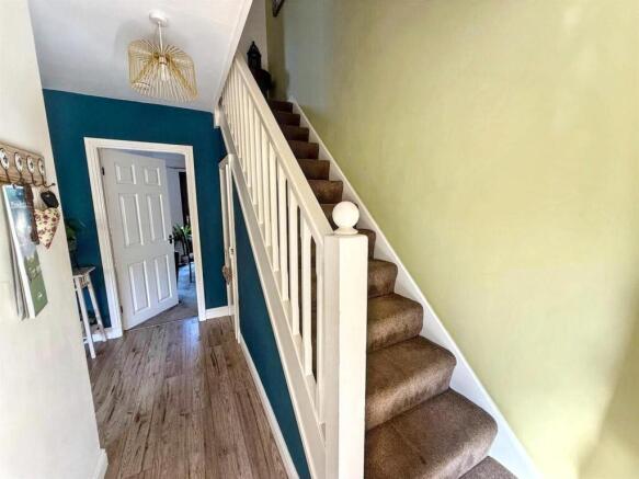 2 bed Terraced for sale Image 9